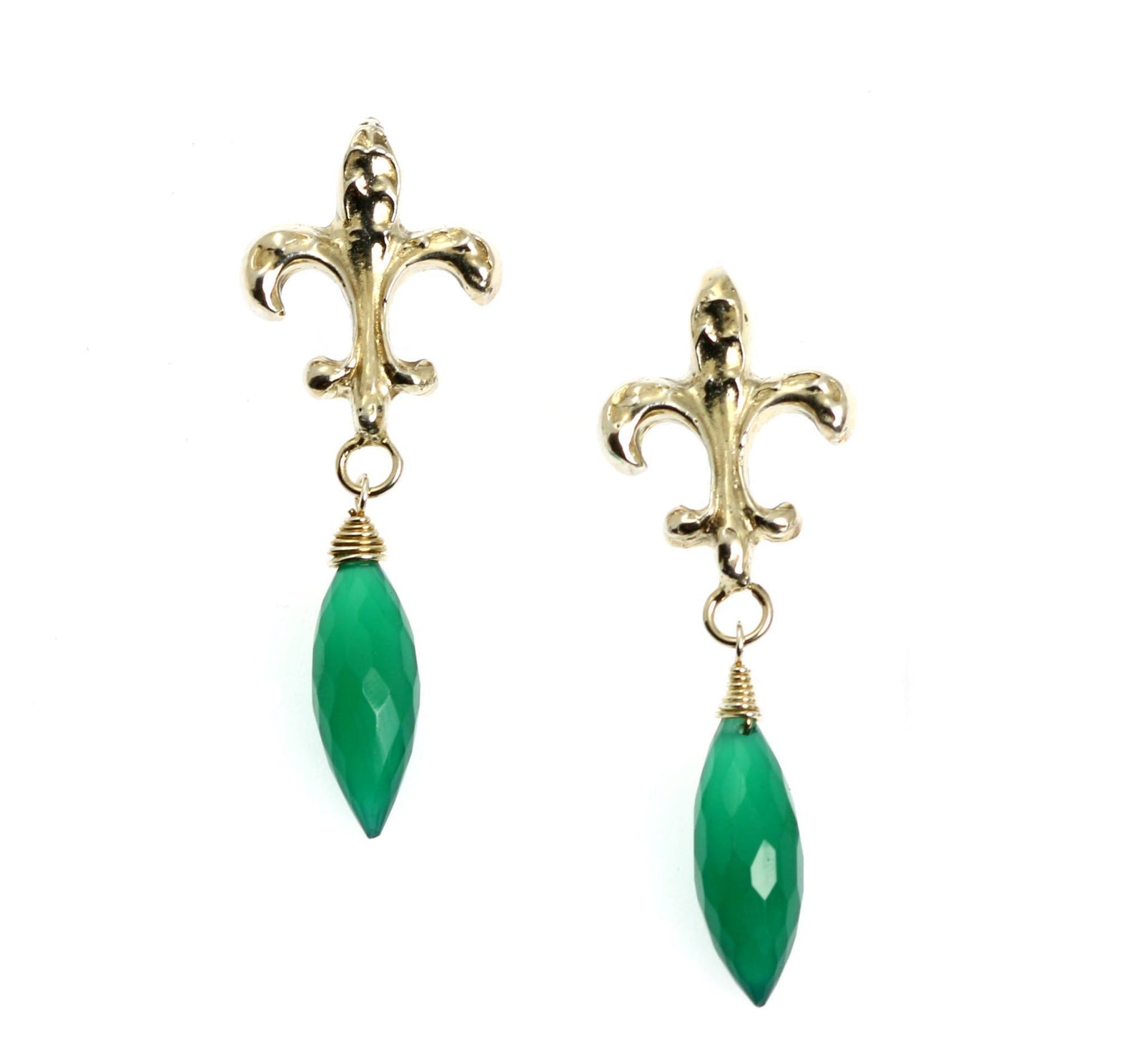 A Pair of 18.5 CT Green Onyx Sterling Silver Fleur-de-lis Earrings on a White Background