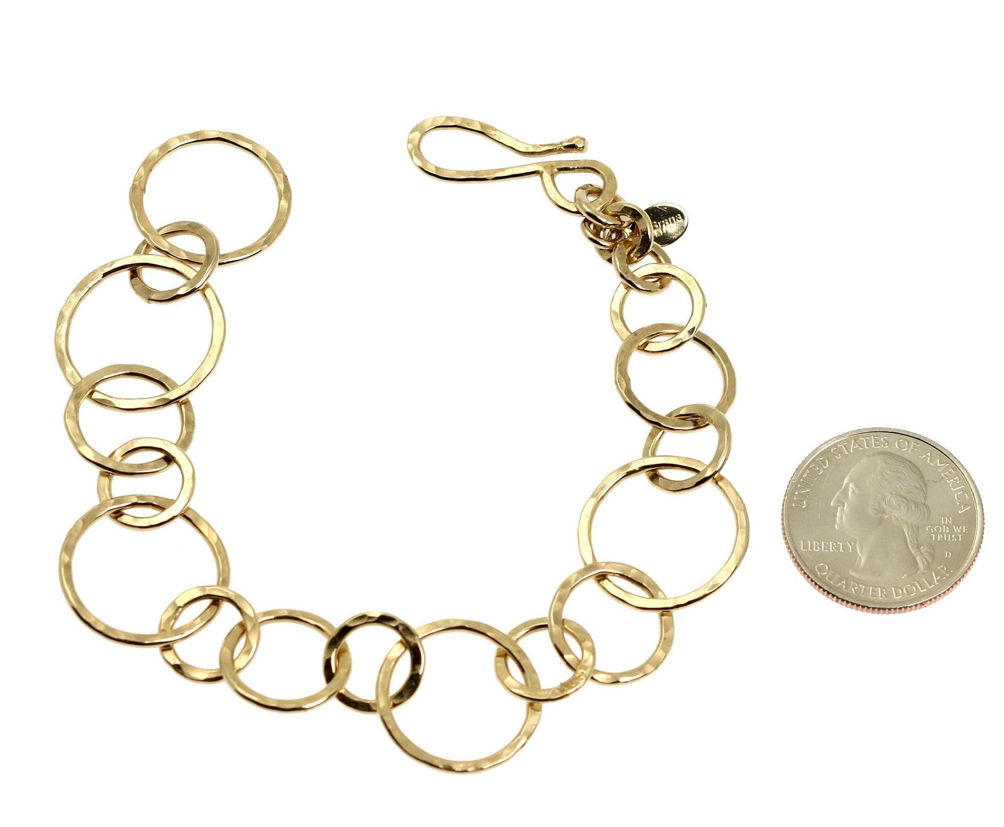 Size of 14K Gold-filled Hammered Link Chain Bracelet compared to a US Quarter Coin