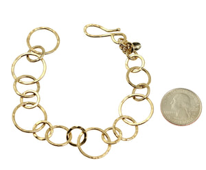 3 of 4: Size of 14K Gold-filled Hammered Link Chain Bracelet compared to a US Quarter Coin