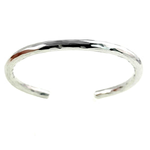 4 of 9: 4.75mm Hammered Aluminum Cuff Bracelet - Top Detail View
