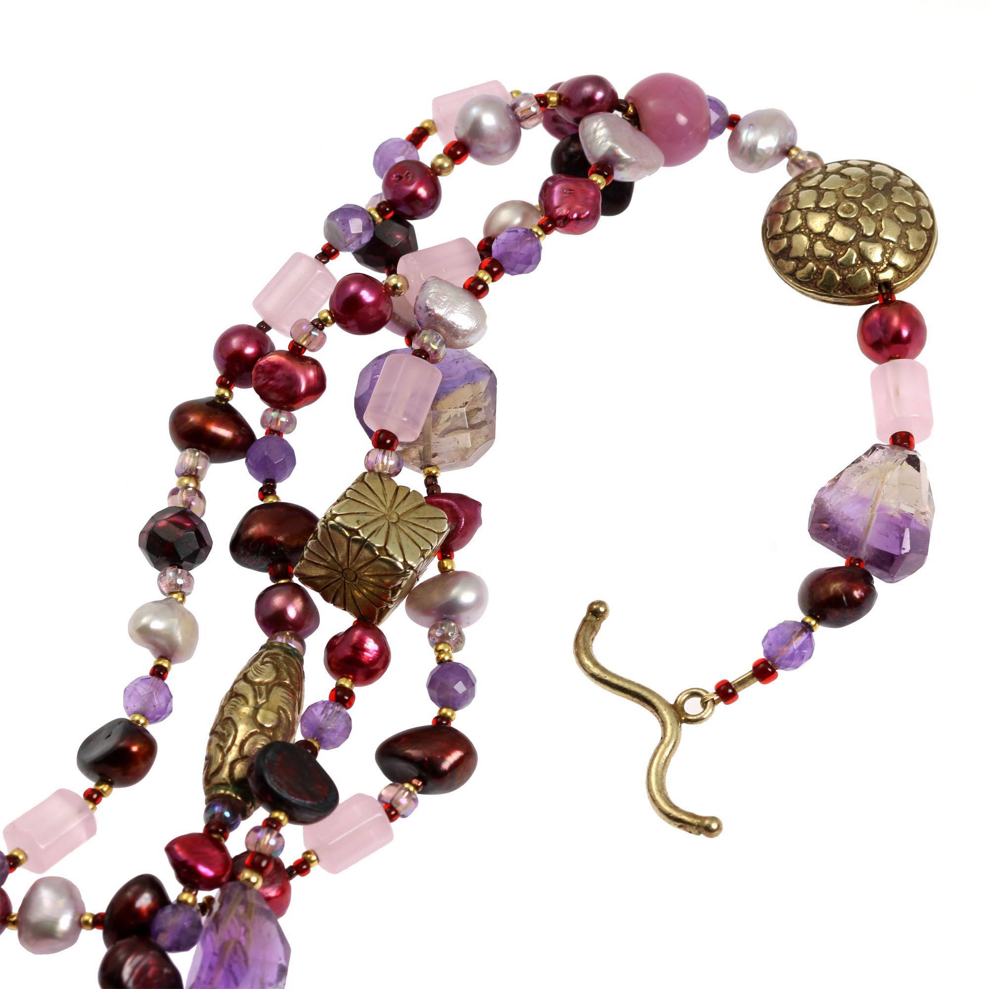 Close Up Detailed View of Amethyst Rose Quartz Beaded Gemstone Necklace