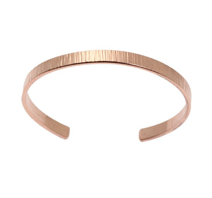 4 of 7: Men's Thin Chased Copper Cuff Bracelet Opening