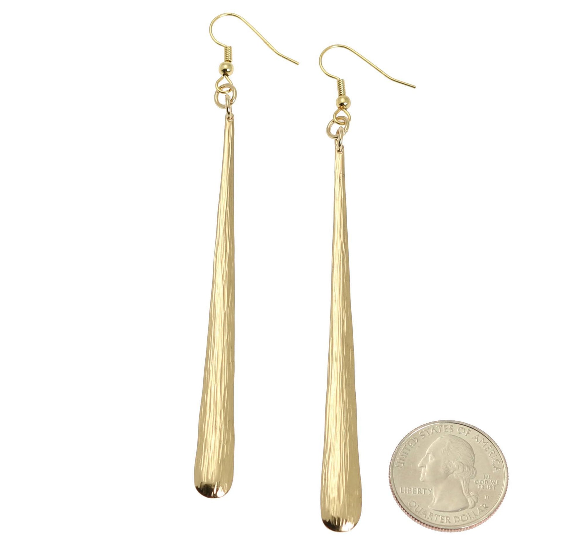 Size of Nu Gold Stiletto Bark Earrings compared to a US Quarter Coin